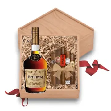 Personalized Hennessy VS Cognac Custom Label Bottle