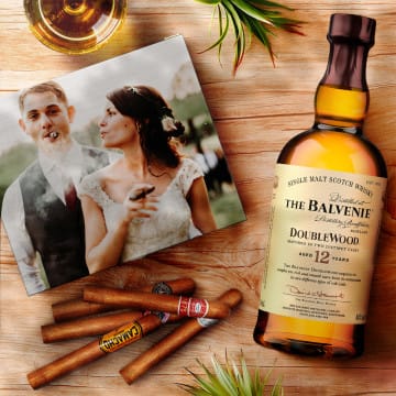 Balvenie DoubleWood Scotch Whisky Photo Humidor Gift Set