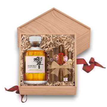 Hibiki Harmony Japanese Whisky Gift Set with Cigars