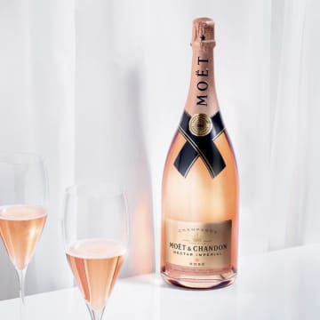Moet & Chandon Nectar Imperial Rose Champagne