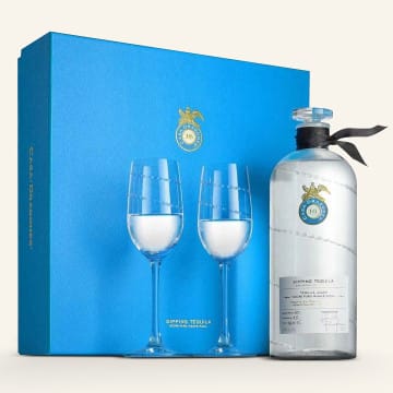 Casa Dragones Joven Sipping Tequila Gift Set with Riedel Glasses