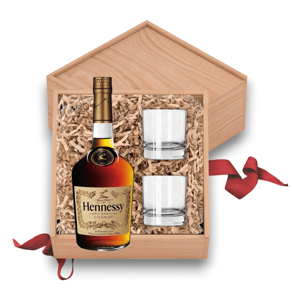 Hennessy Cognac 3巻セット Send Hennessy VS Cognac Gift Set with Glasses Online!