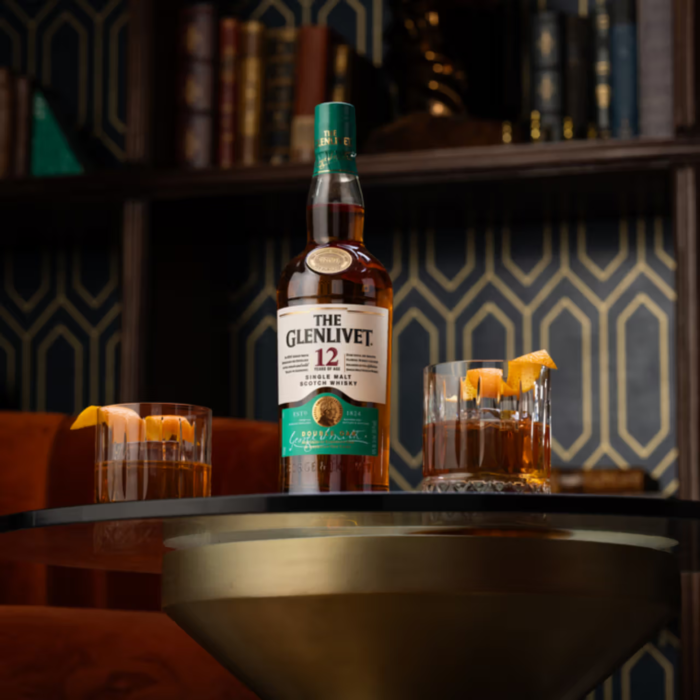 THE GLENLIVET 12 シングルモルトウイスキー 700ml2本セット Amazon.co.jp: 【ギフトに】ザ・グレンリベット12年 [ シングルモルト