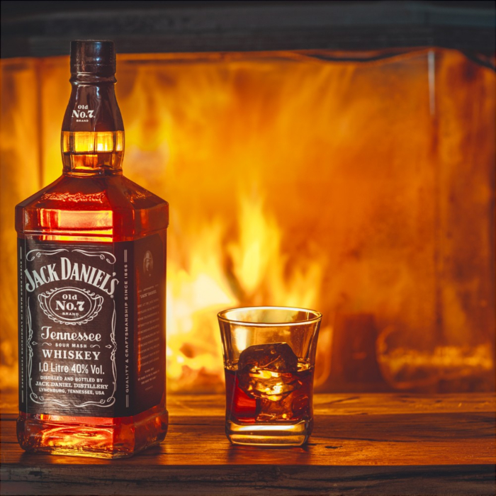 Send Jack Daniel's Old No. 7 Black Label Tennessee Whiskey