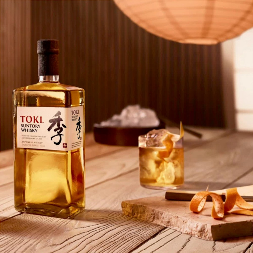 Send Suntory Toki Japanese Whisky Online!