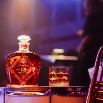 Crown Royal 18 Year Extra Rare Canadian Whisky