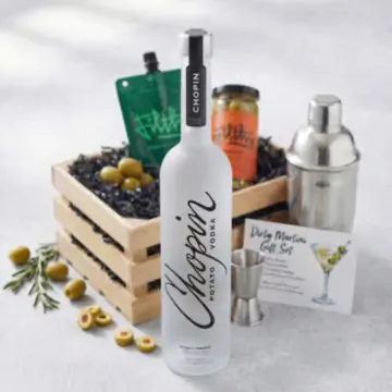 Dirty Martini Gift Set (Chopin)