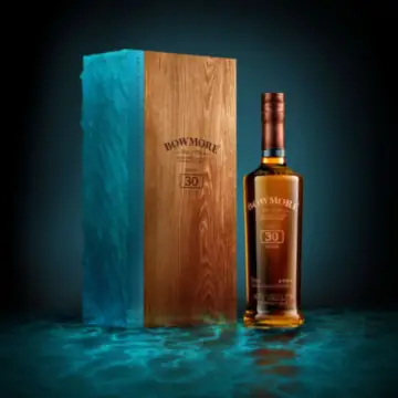 Bowmore 30 Year Single Malt Single Malt Scotch Whisky