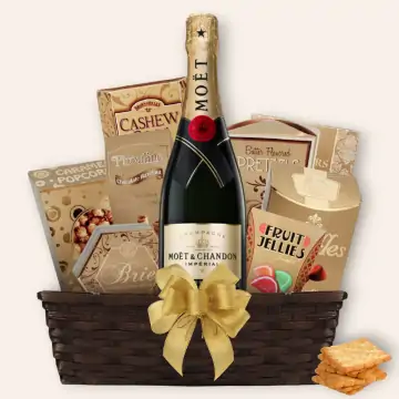 Moet & Chandon Brut Imperial Champagne Gift Basket