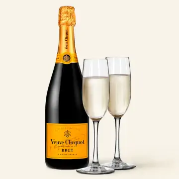 Veuve Clicquot Champagne & Flutes Gift Set