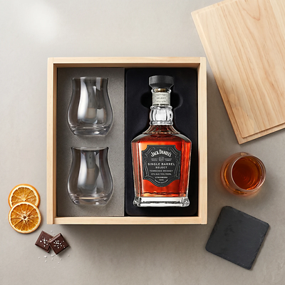 Jack Daniel's Single Barrel + 2 Glasses Gift Set Jack Daniel's Single Barrel + 2 Glasses Gift Set
