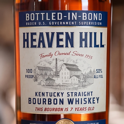 Heaven Hill Bourbon Gift Set with Glencairn Glass